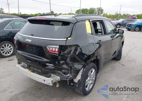 2022 Jeep Compass Latitude из США, поврежденный, VIN 3C4NJCBB3NT234484
